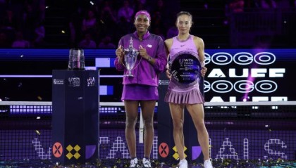 开云-郑钦文痛失好局无缘冠军 首次总决赛仍满载而归